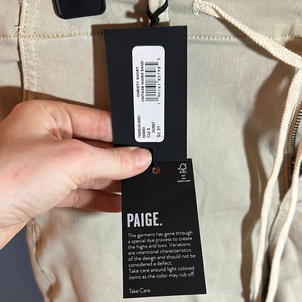 PAIGE Tan Flat Front Shorts Lightweight Relaxed‎ Fit - Picture 4 of 5